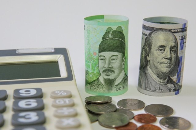 外热内冷!半导体出口继续提振韩国二季度GDP,内需乏力